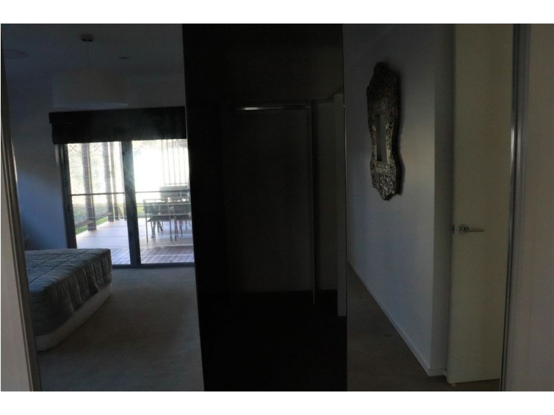 82 Spring Street, Middle Ridge QLD 4350