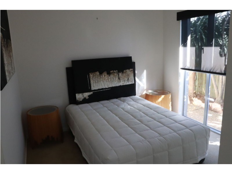 82 Spring Street, Middle Ridge QLD 4350