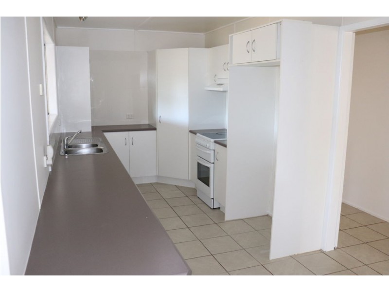 14 Skoien Street, Harristown QLD 4350