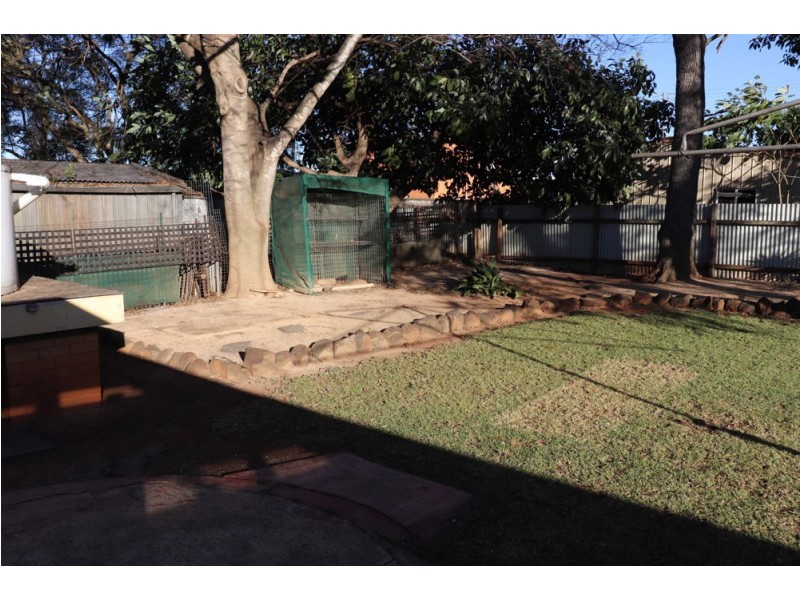 14 Skoien Street, Harristown QLD 4350