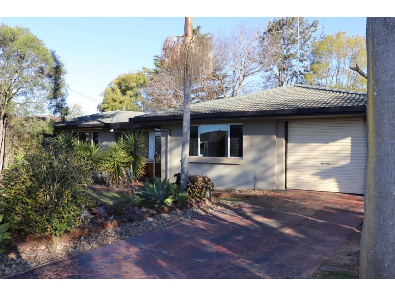 14 Skoien Street, Harristown QLD 4350