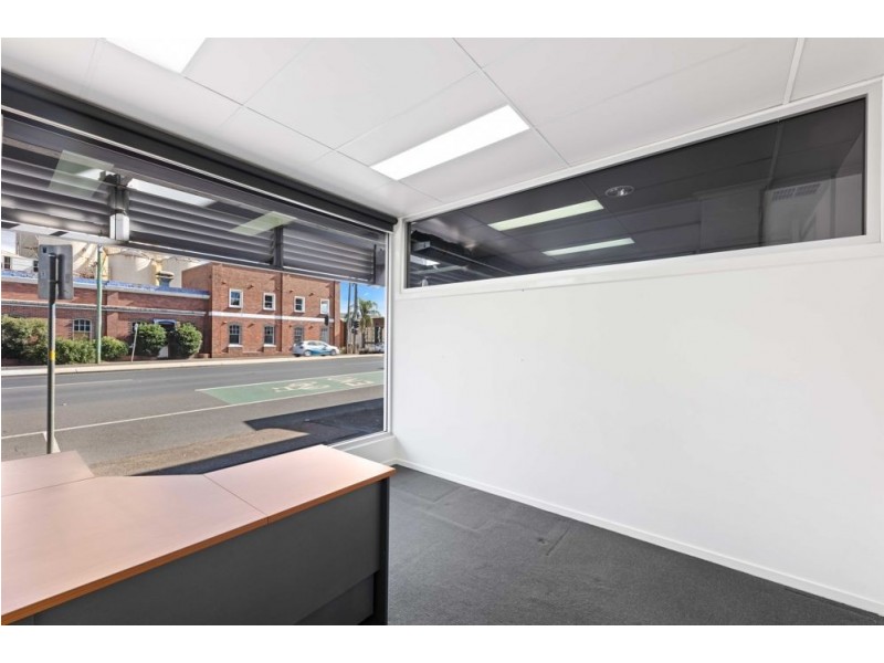 298 Ruthven Street, Toowoomba City QLD 4350