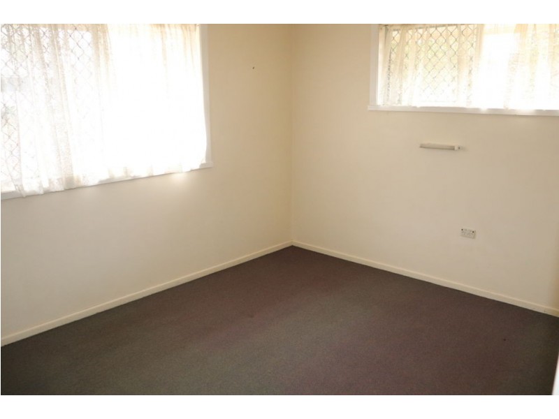 9 Wentworth Street, Centenary Heights QLD 4350
