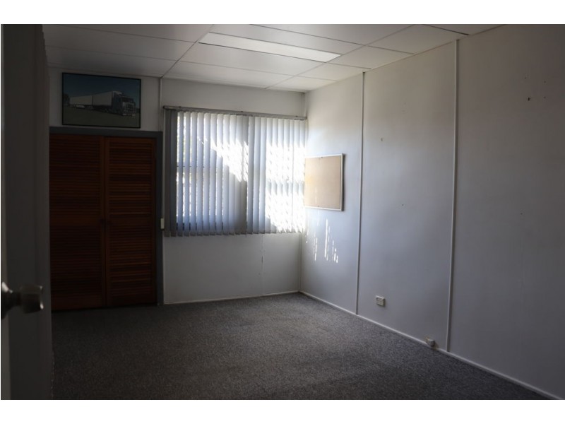 Tenancy 2 | 417 Bridge Street, Wilsonton QLD 4350