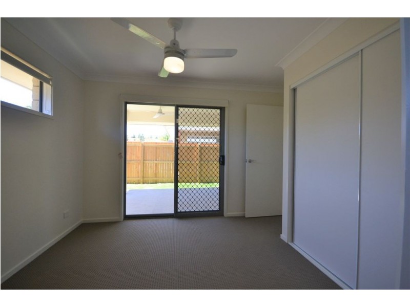 33 Cardamon Crescent, Glenvale QLD 4350