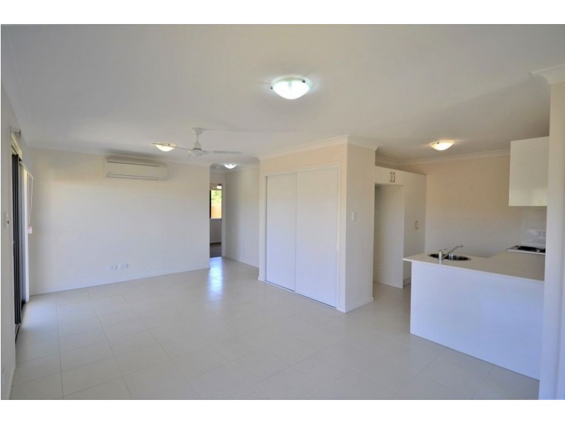 33 Cardamon Crescent, Glenvale QLD 4350