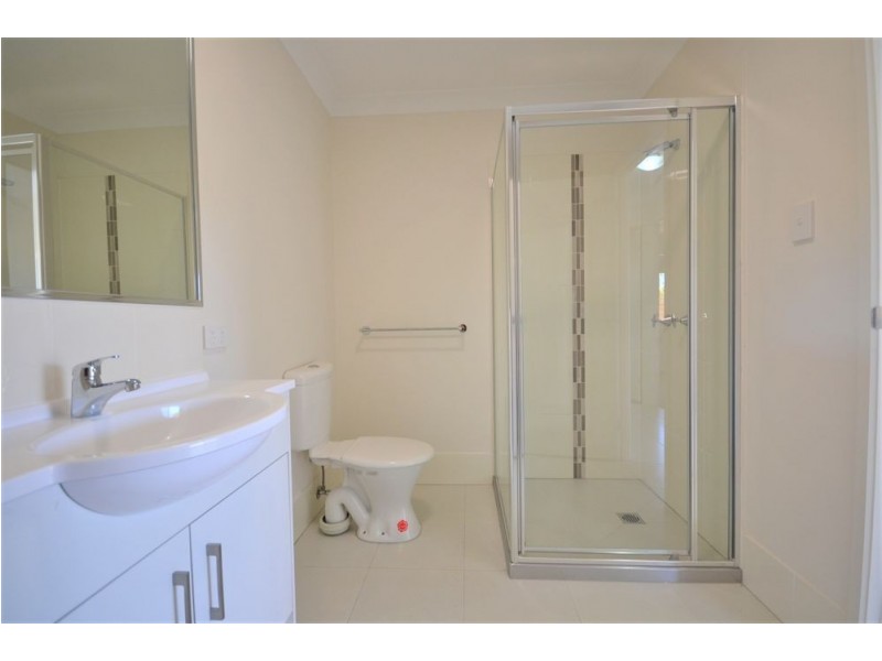 33 Cardamon Crescent, Glenvale QLD 4350