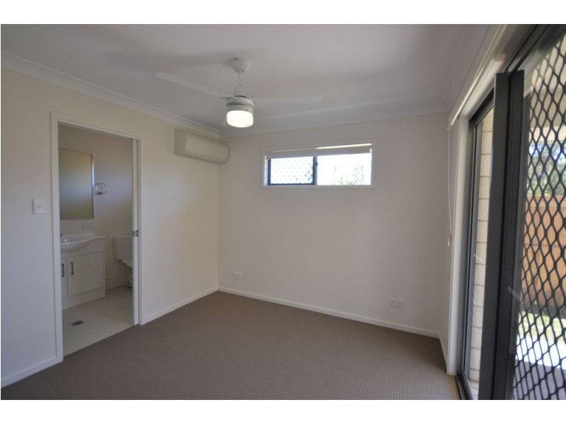 33 Cardamon Crescent, Glenvale QLD 4350