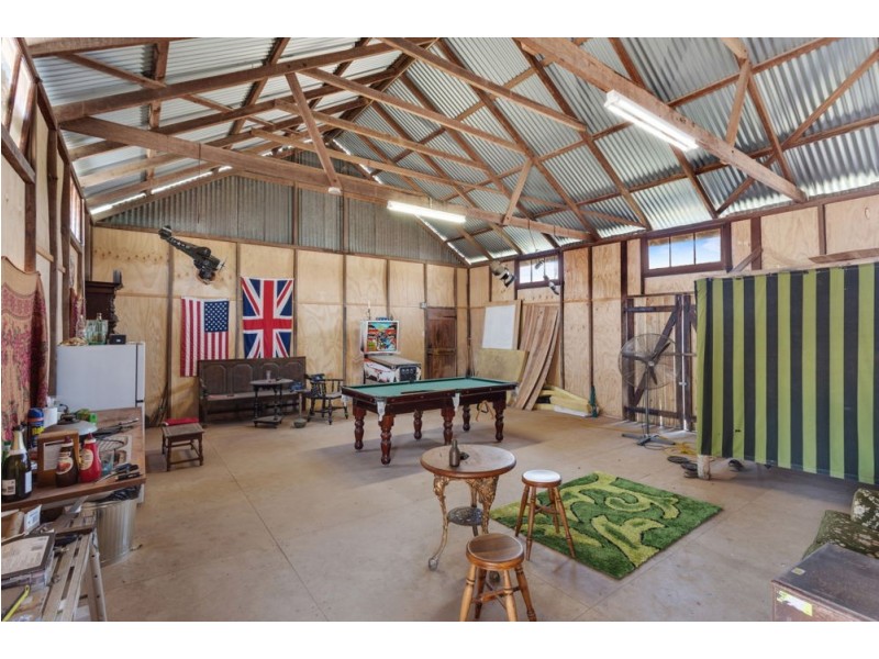 1 Thallon Street, Crows Nest QLD 4355