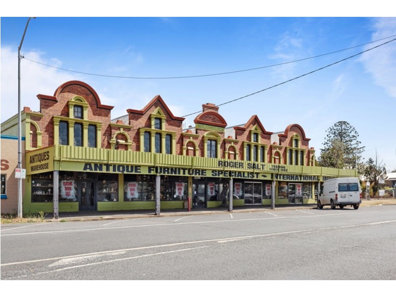 1 Thallon Street, Crows Nest QLD 4355