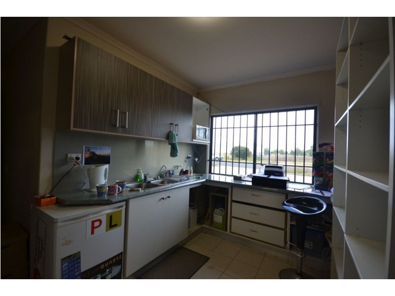 9 Tradewinds Court, Glenvale QLD 4350