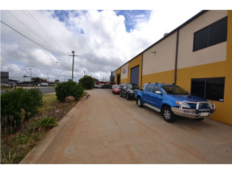 9 Tradewinds Court, Glenvale QLD 4350