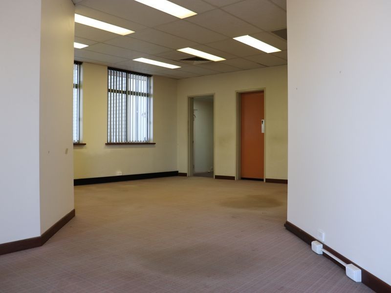 6 Struan Court, Wilsonton QLD 4350