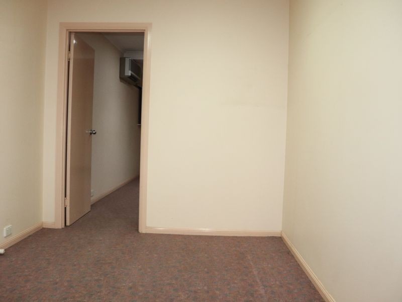 6 Struan Court, Wilsonton QLD 4350