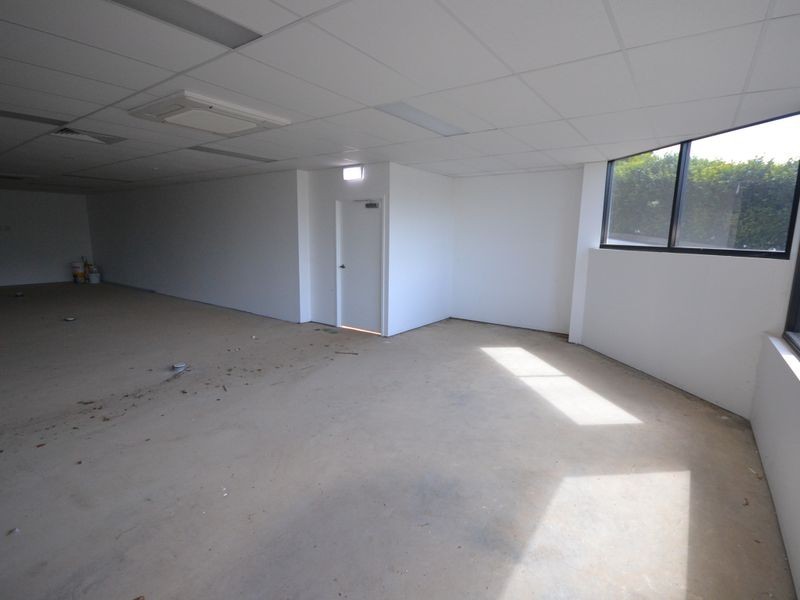 Suite 3/4 Tourist Road, East Toowoomba QLD 4350