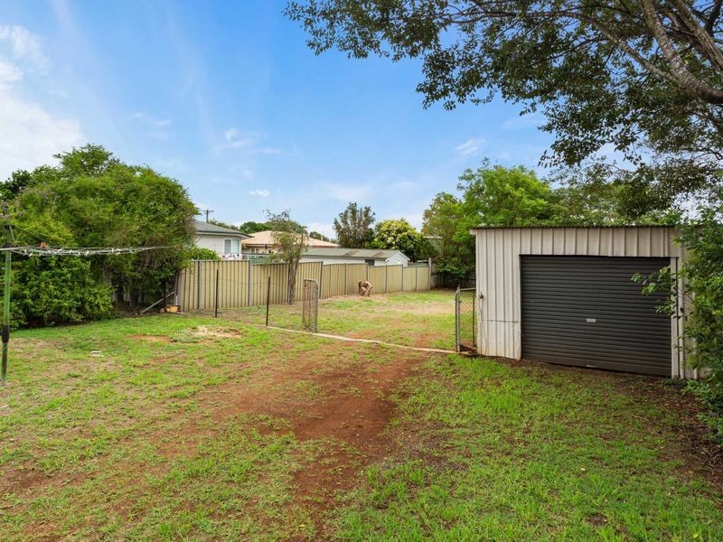 193 Taylor Street, Wilsonton QLD 4350