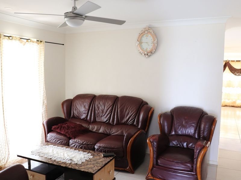 39 Entabeni Drive, Kearneys Spring QLD 4350