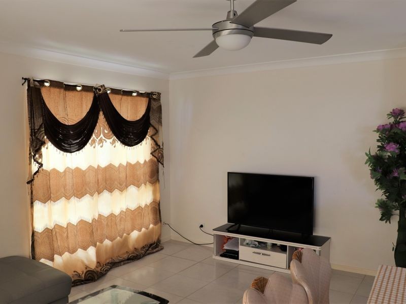 39 Entabeni Drive, Kearneys Spring QLD 4350