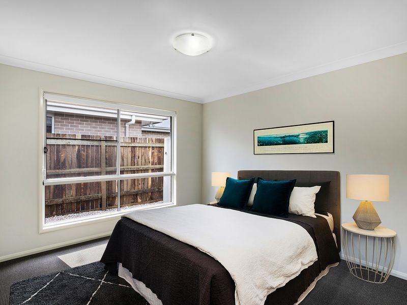 8 Nash Drive, Glenvale QLD 4350