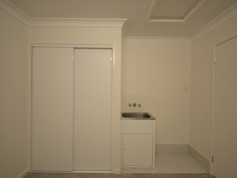 33 Cardamon Crescent, Glenvale QLD 4350