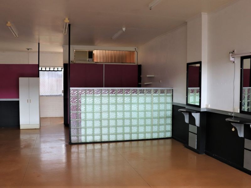 Shop 9/8 Hume Street, North Toowoomba QLD 4350