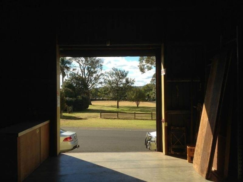 10-12 Makepeace Street, Rockville QLD 4350