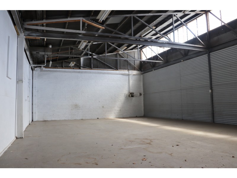 Shed 4 / 209 James Street, Toowoomba City QLD 4350