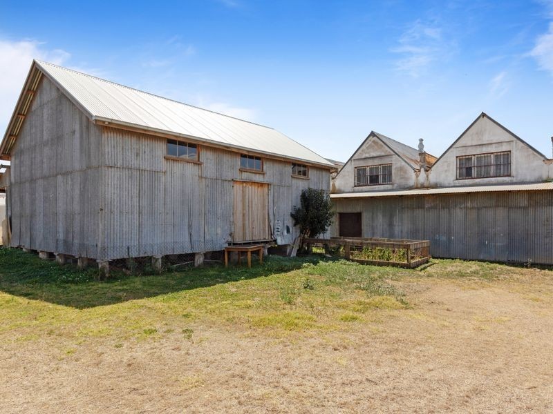 1 Thallon Street, Crows Nest QLD 4355