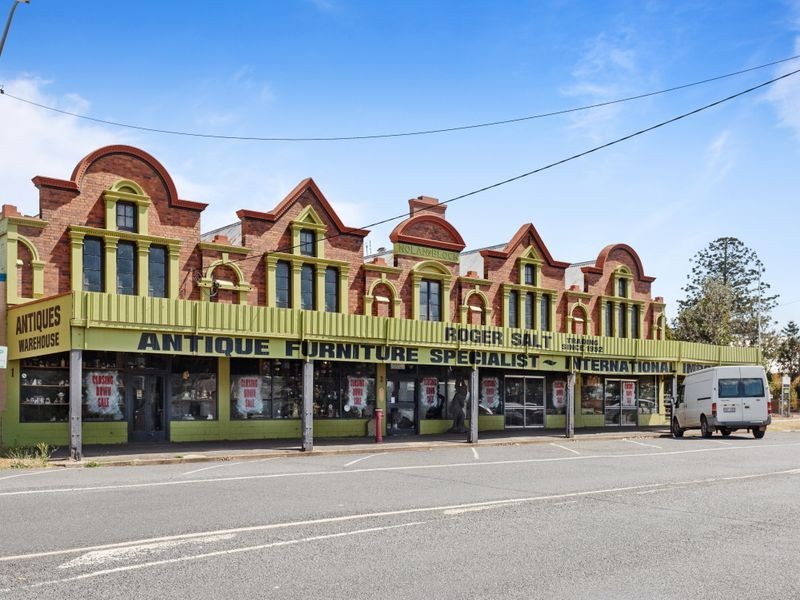 1 Thallon Street, Crows Nest QLD 4355