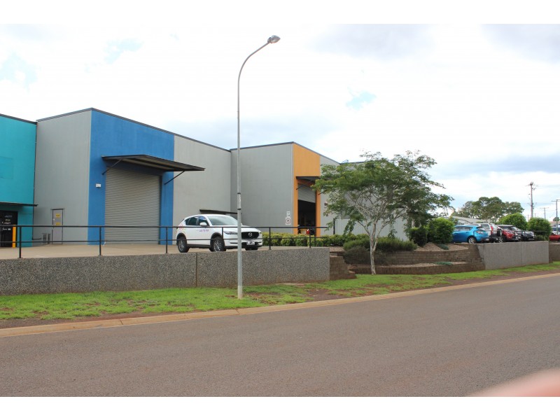 Unit 8/207-221 McDougall Street, Wilsonton QLD 4350