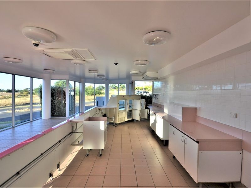 Tenancy 2/360-362 Stenner Street, Kearneys Spring QLD 4350