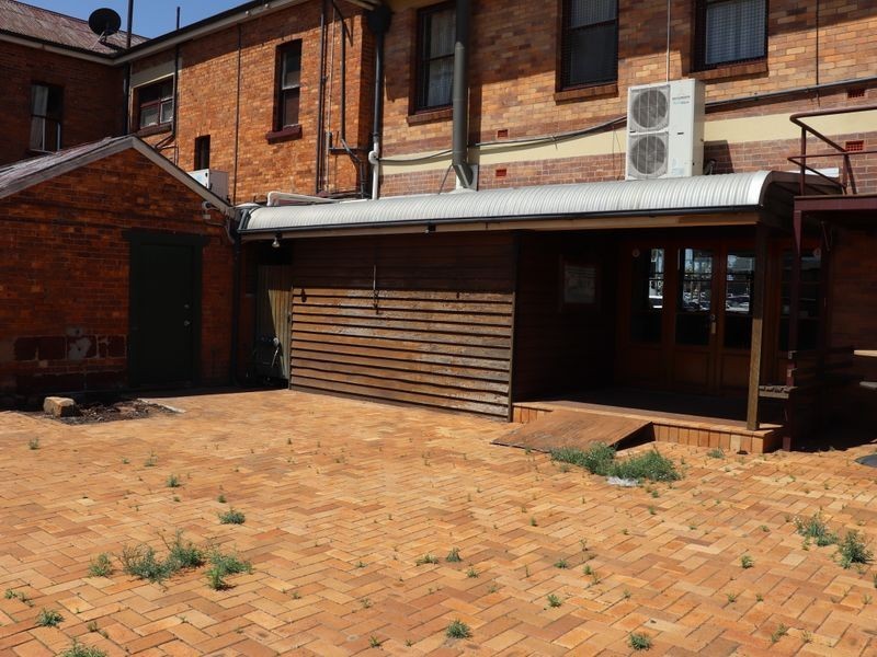 633 Ruthven Street, South Toowoomba QLD 4350