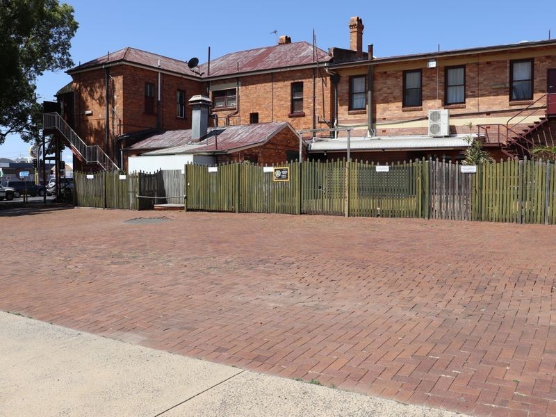 633 Ruthven Street, South Toowoomba QLD 4350