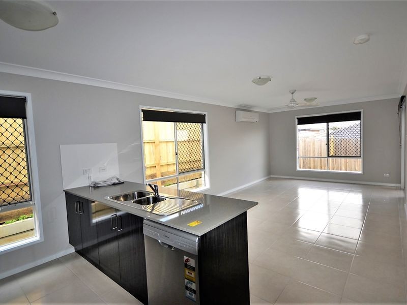 26B Cardamon Crescent, Glenvale QLD 4350