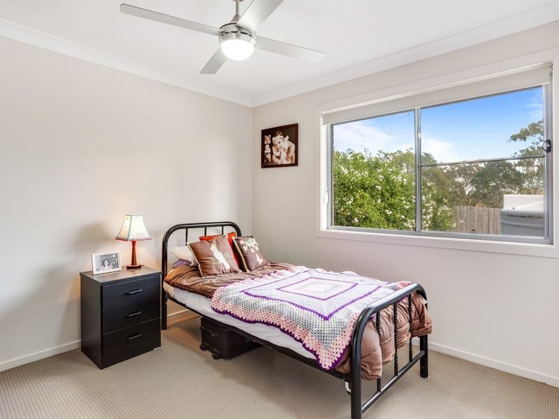 33 Westview Drive, Mount Kynoch QLD 4350
