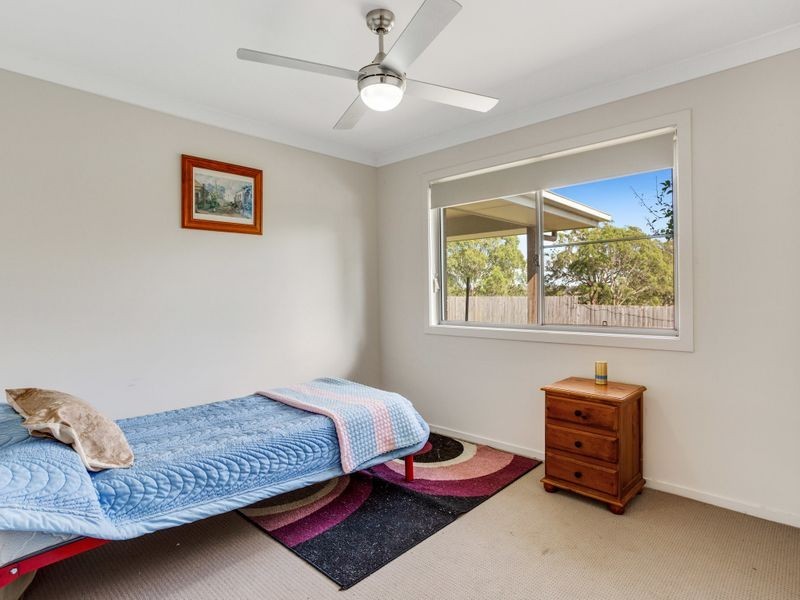 33 Westview Drive, Mount Kynoch QLD 4350