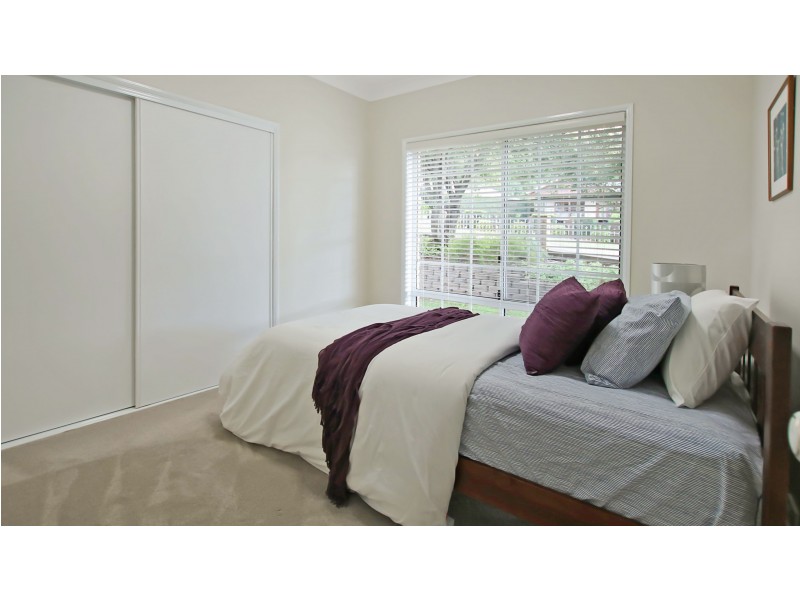 24 Windemere Terrace, Mount Lofty QLD 4350