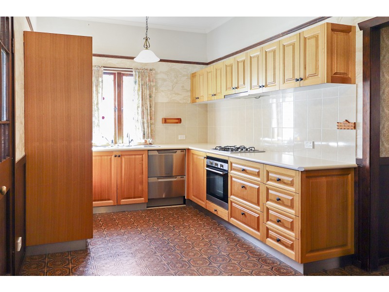 239 Hume Street, South Toowoomba QLD 4350