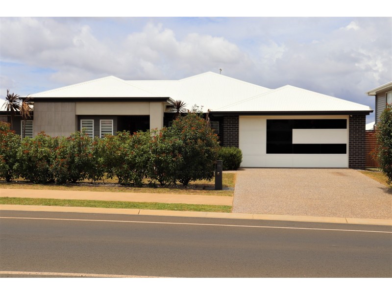 192 Nelson Street, Kearneys Spring QLD 4350