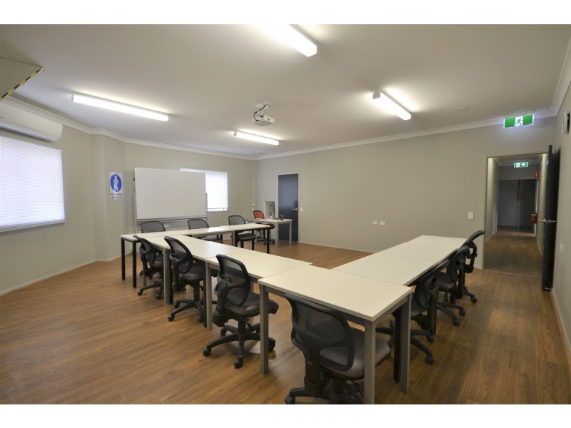 Shed 1/5-7 Yarra Lane, Rockville QLD 4350