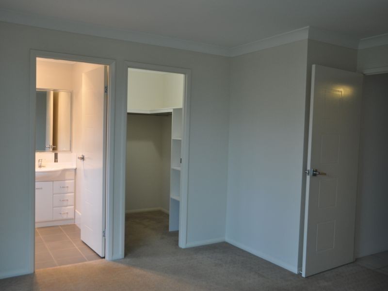 2 Bronzewing Drive, Highfields QLD 4352