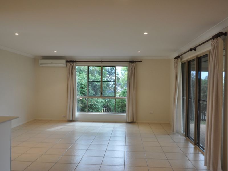 2 Bronzewing Drive, Highfields QLD 4352