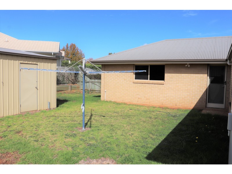 2 Bronzewing Drive, Highfields QLD 4352
