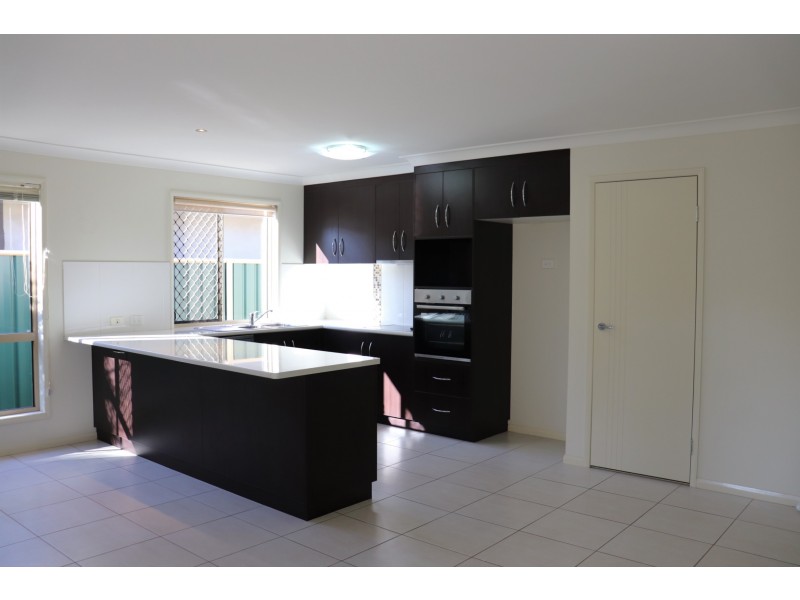 Unit 1/38 Paradise Street, Harristown QLD 4350