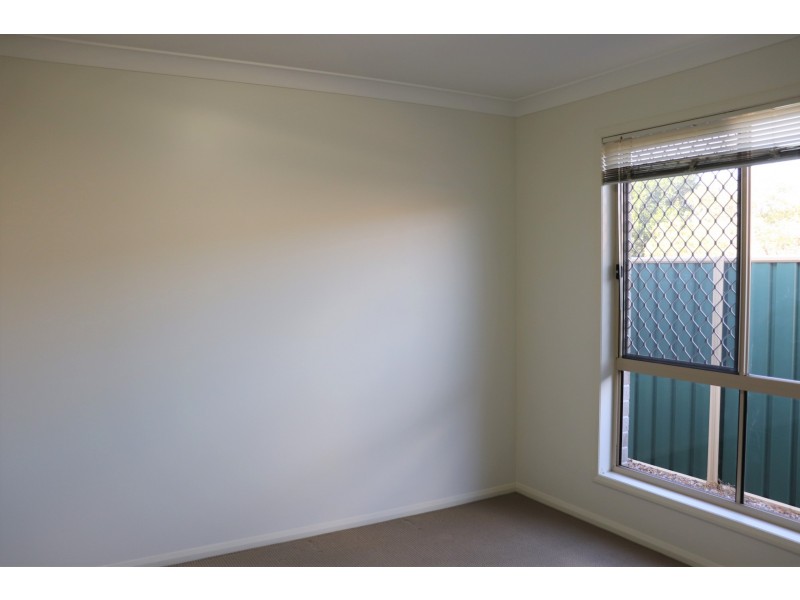 Unit 1/38 Paradise Street, Harristown QLD 4350