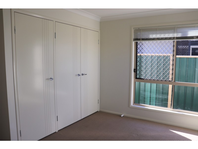 Unit 1/38 Paradise Street, Harristown QLD 4350