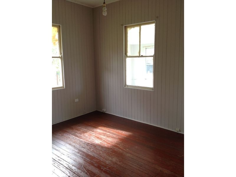 9 Inter Street, North Toowoomba QLD 4350