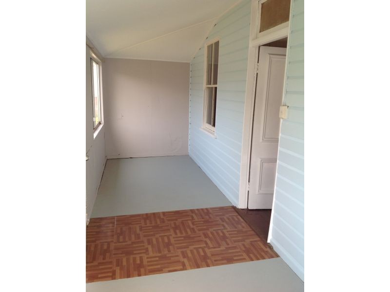 9 Inter Street, North Toowoomba QLD 4350