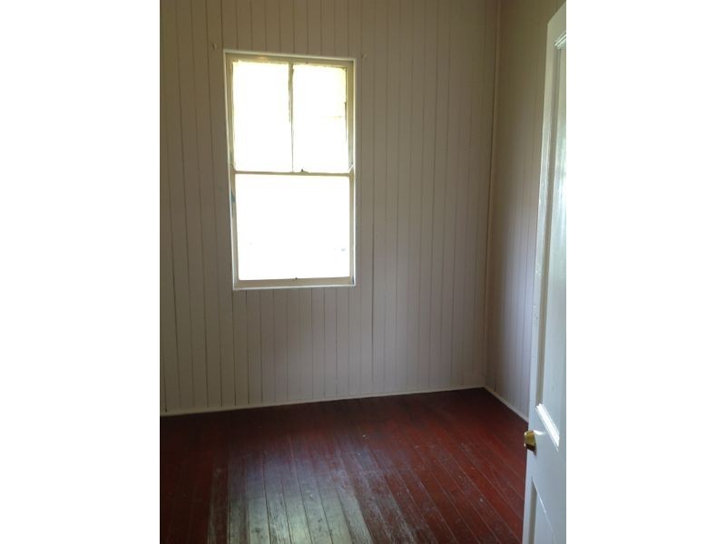 9 Inter Street, North Toowoomba QLD 4350