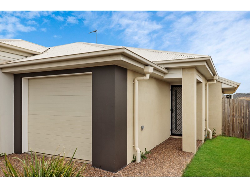 Unit 2/45 Mia Street, Wyreema QLD 4352